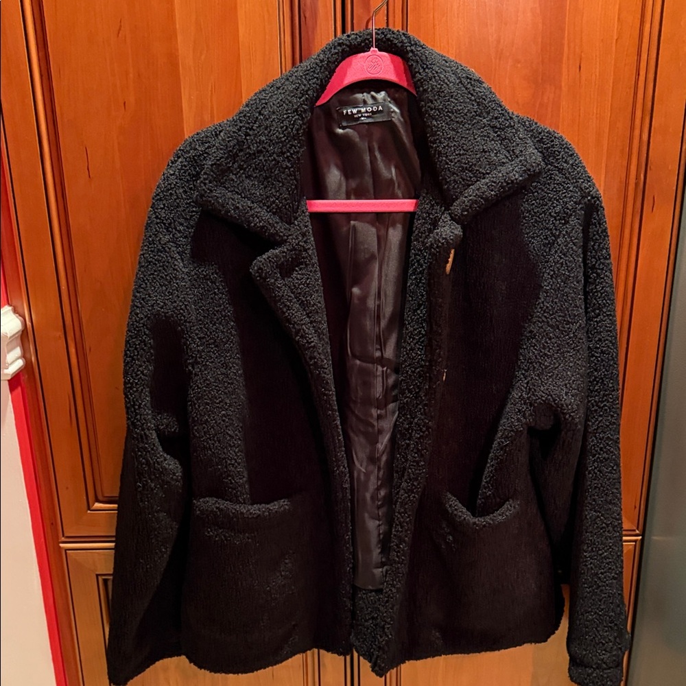 Women's Black Sherpa jacket